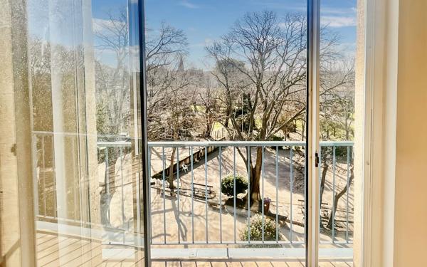 Appartement à vendre    4 pièces •  Uzès