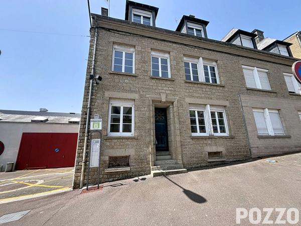 A VENDRE - IMMEUBLE en monopropriété 177m² - Centre-ville de Saint-Hilaire-du-Harcouët SAINT HILAIRE DU HARCOUET