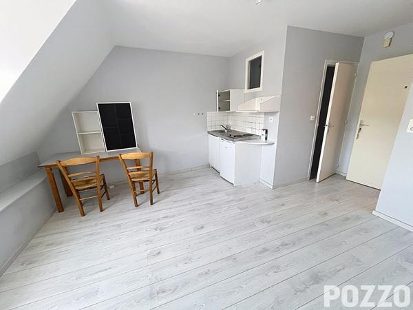 A VENDRE - IMMEUBLE en monopropriété 177m² - Centre-ville de Saint-Hilaire-du-Harcouët SAINT HILAIRE DU HARCOUET