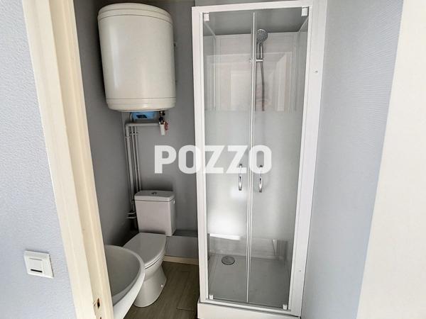 A VENDRE - IMMEUBLE en monopropriété 177m² - Centre-ville de Saint-Hilaire-du-Harcouët SAINT HILAIRE DU HARCOUET