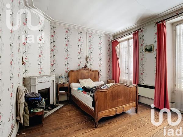 Maison 8 pièces de 195 m² à Tournan-en-Brie (77220)