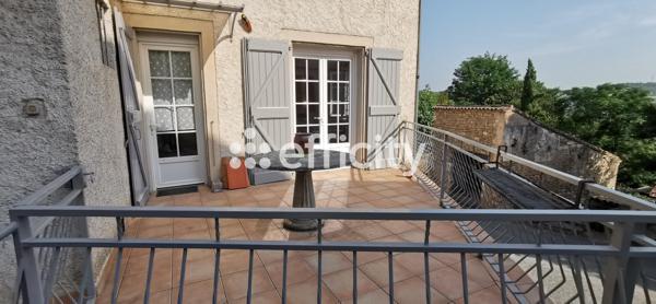 Immeuble
         12 pièces
        - 189 m² 280 000 € *