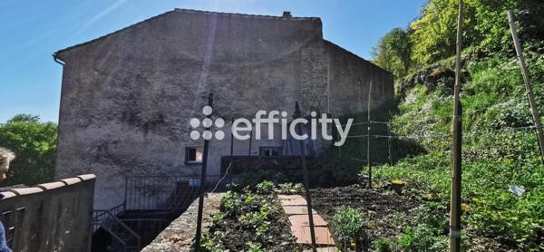 Immeuble
         12 pièces
        - 189 m² 280 000 € *