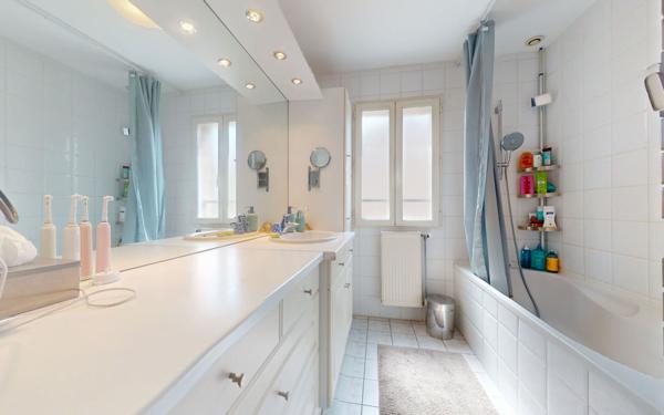 Maison à vendre    5 pièces • 120,65 m2 Lyon 5
