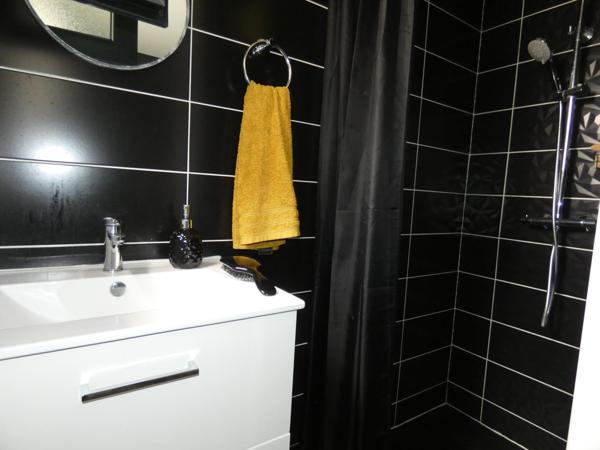 Villa plain pied 125 m² sur terrain 450 m² avec piscine