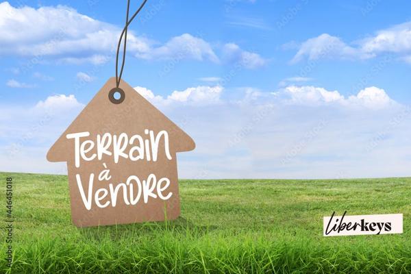 TERRAIN A BATIR - 1 734 m²