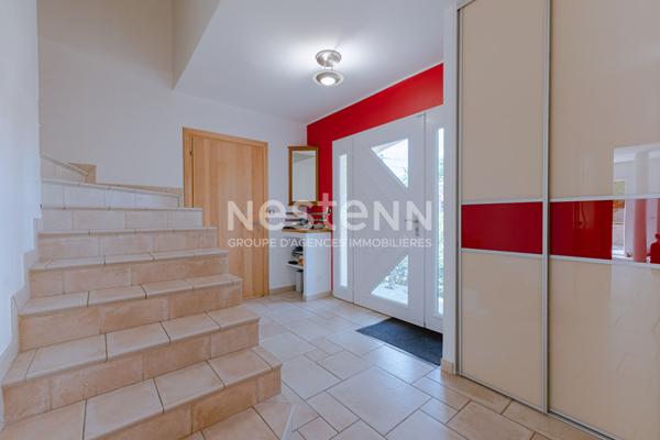 Nestenn Igny - Maison familiale 250 m² Palaiseau (Pileu) - 6 chambres - Séjour 57 m² sud - DPE B - Pompe à chaleur - Sous-sol total - Garage 4 voitures - Proche RER, Saclay et Vélizy