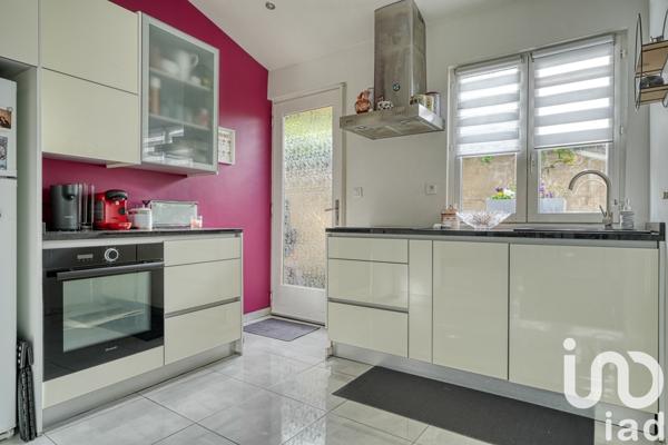 Maison 3 pièces de 50 m² à Vaux-sur-Seine (78740)