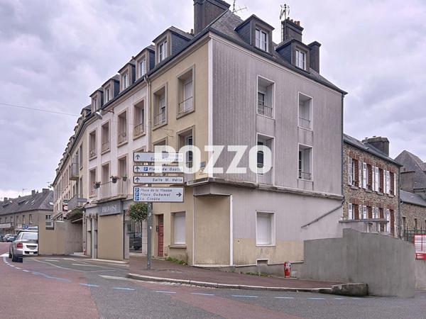 Immeuble de rapport centre ville Coutances 4 appartements loués et un garage COUTANCES