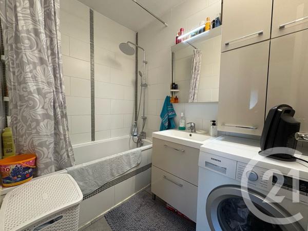 Appartement T4 à vendre  5 pièces - 78,50 m2 PORT DE BOUC - 13