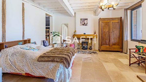 Ancienne métairie rénovée – Volumes, charme & nature à 10 min de Grenade