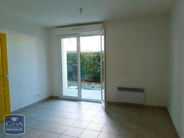 Appartement à louer 2 pièces 41.65m² Lescar (64230)
