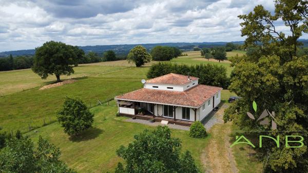 🏡 Maison contemporaine de 2009 – Vue panoramique – Secteur Montbron