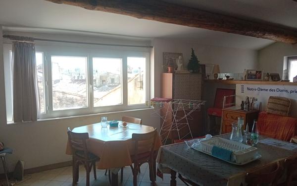 Appartement à vendre    2 pièces • 56,21 m2 La Tour-d'Aigues