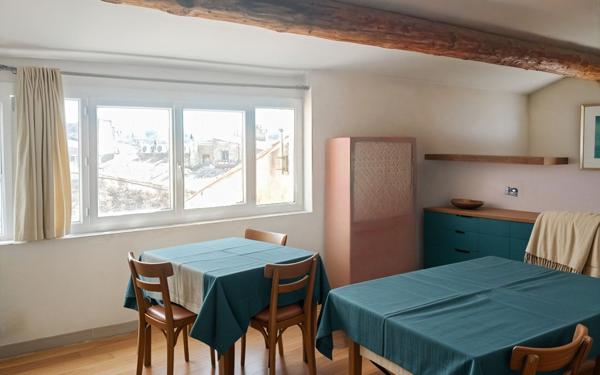 Appartement à vendre    2 pièces • 56,21 m2 La Tour-d'Aigues