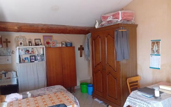 Appartement à vendre    2 pièces • 56,21 m2 La Tour-d'Aigues