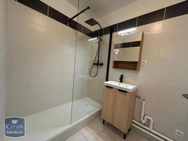 Appartement à louer 2 pièces 45.22m² Avignon (84000)