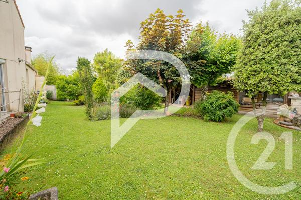 Maison à vendre  6 pièces - 120 m2 COZES - 17