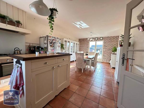 Maison à vendre 4 pièces 165m²