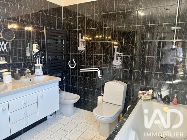 Maison à vendre 5 pièces 220 m² La Garde