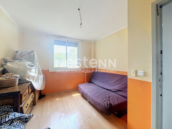 Appartement lumineux au 3ème étage d'une résidence sécurisée