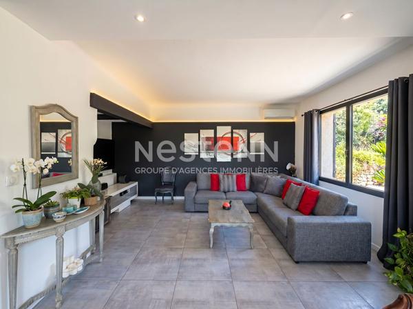 Villa à Ventabren T6 de 220 m2 sur 1880 m² de parcelle avec piscine