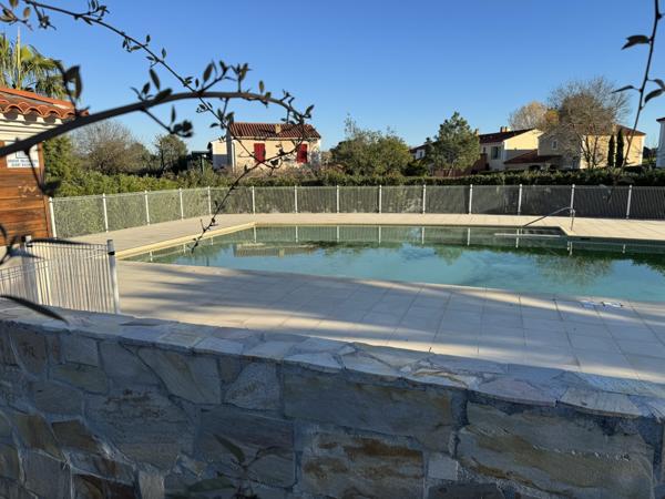 Appartement à acheter avec terrasse 2 chambres à Roquebrune-Sur-Argens Roquebrune-sur-Argens (83380)