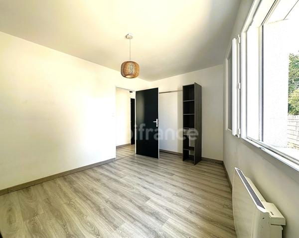 LANTON (33)Coté Bassin- Maison 3 pieces en duplex-74m²-terrasse-jardinet-parking interieur