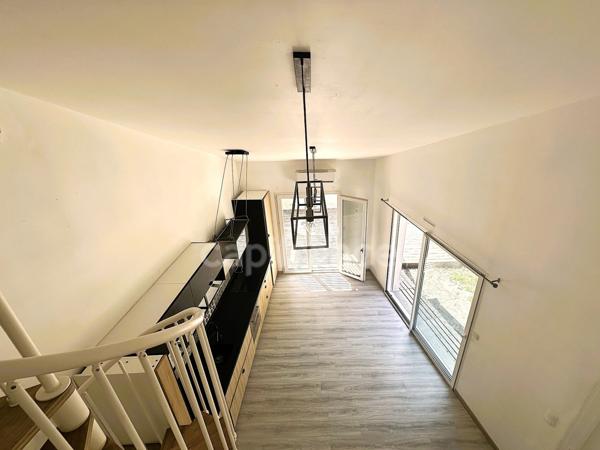 LANTON (33)Coté Bassin- Maison 3 pieces en duplex-74m²-terrasse-jardinet-parking interieur