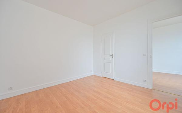 Appartement à louer    2 pièces • 25,54 m2 Clichy