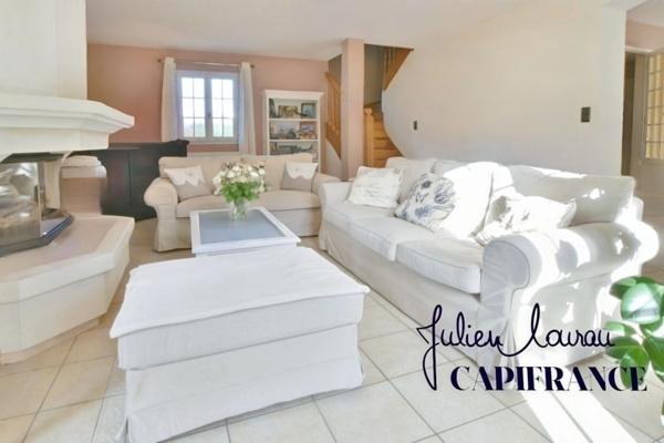 Dpt Finistère (29), à vendre TREGUNC maison P5 de 165,72 m² - Terrain de 1 400,00 m²