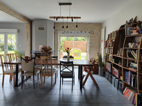 Nantes Bourgeonnière : EN VENTE Maison familiale de 146 m² au sol, 4 chambres et bureau sur parcelle de 505 m².