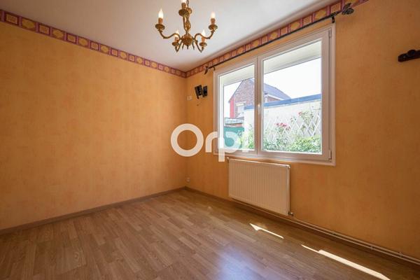 Maison à vendre    5 pièces •    Maubeuge