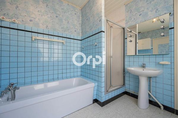 Maison à vendre    5 pièces •    Maubeuge