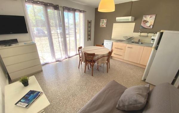 Vente Studio Grande Cabine + Cellier + Parking Le grau-du-roi   