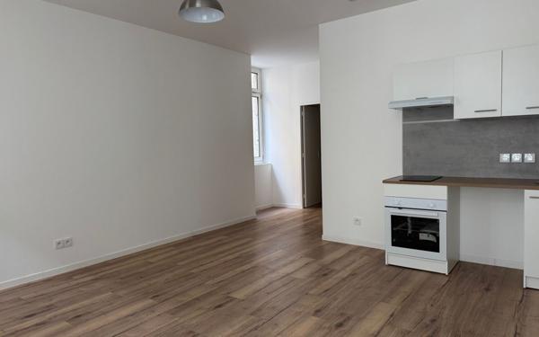 Appartement à louer    2 pièces • 44 m2 Mazamet