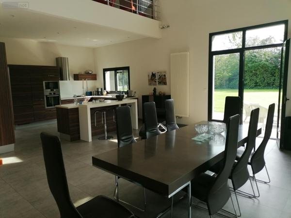 Propriete à vendre à Équemauville dans le Calvados (14600), ref : MI780