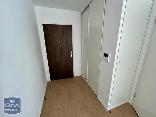 Appartement à louer 1 pièce 31.92m² Caen (14000)