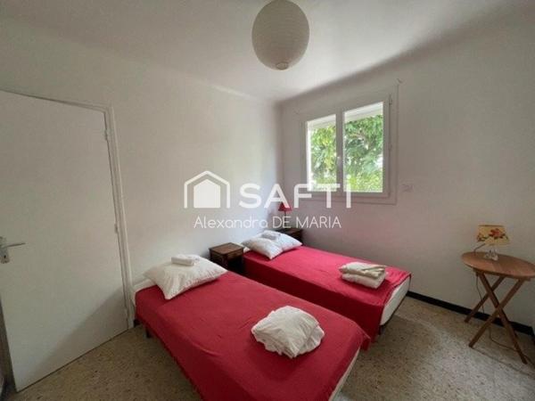 Maison 4 faces avec 2 appartements et combles aménagés – Quartier prisé proche mer