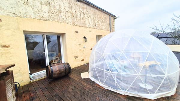 Bouée (44260) NANTES Proche, une maison d'habitation de 7 pièces principales sur 207 m² de terrain.