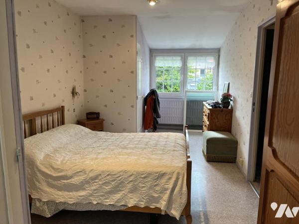 MAISON familiale et individuelle avec grand jardin