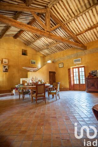 Maison à vendre 10 pièces 693 m² L'Isle-sur-la-Sorgue