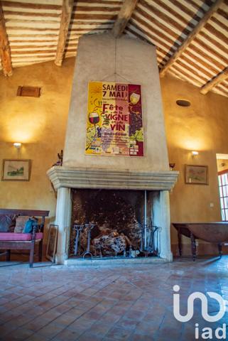 Maison à vendre 10 pièces 693 m² L'Isle-sur-la-Sorgue