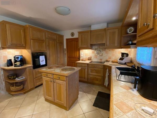 Maison à vendre à Saint-Cirgues-de-Malbert dans le Cantal (15140), ref : 15061-55