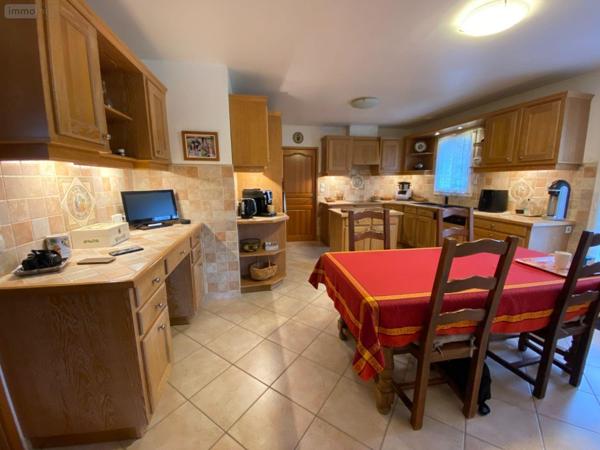 Maison à vendre à Saint-Cirgues-de-Malbert dans le Cantal (15140), ref : 15061-55