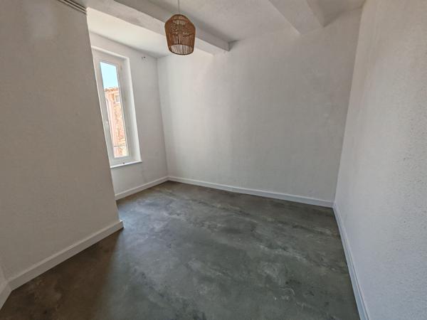 Immeuble 10 pièces 153.78 m2