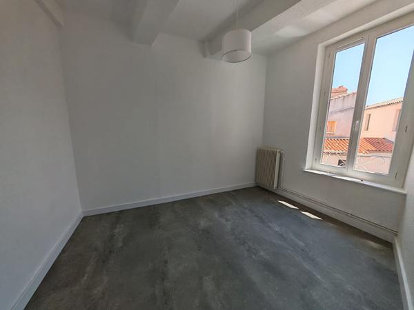 Immeuble 10 pièces 153.78 m2