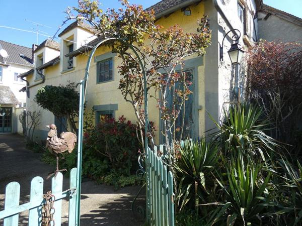 Maison Ivry La Bataille centre ville