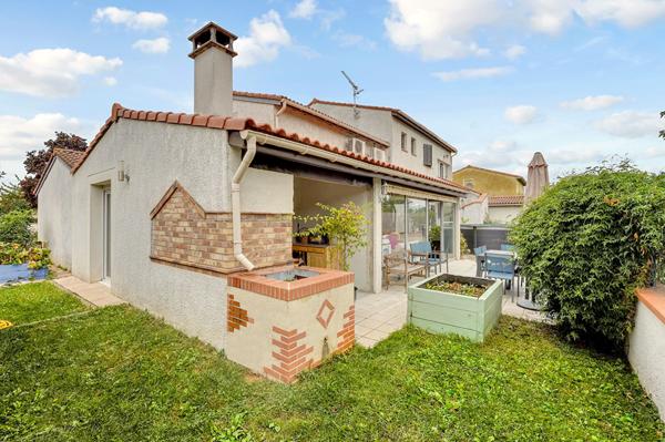 Maison 6 pièces + appartement 2 pièces