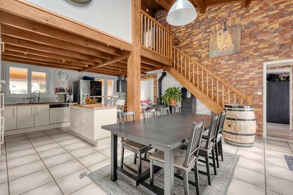 Maison 6 pièces + appartement 2 pièces